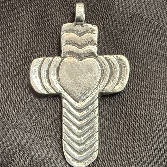 Jewelry - Mexico Folk Art Cast Pewter Metal Heart CROSS Pendant Western
